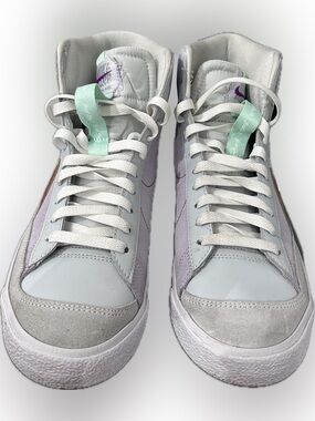 Nike Big Kids' Blazer Mid '77 SE